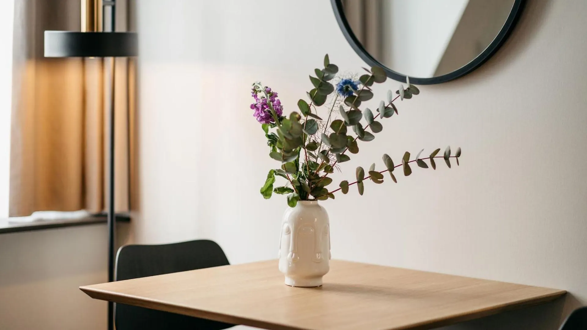 Yays The Hague Willemspark By Numa Aparthotel